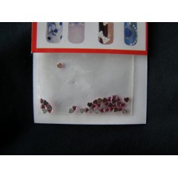 Strasuri roz in forma de inima Strasuri ornare